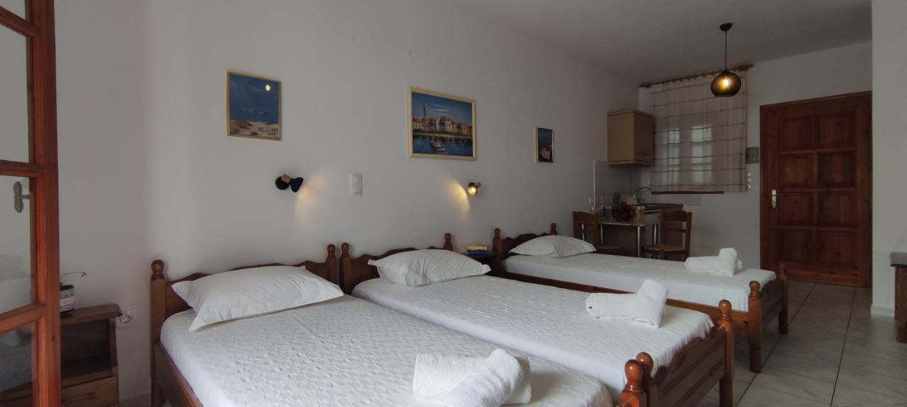 Kapetanos Rooms Naxos City Exterior foto