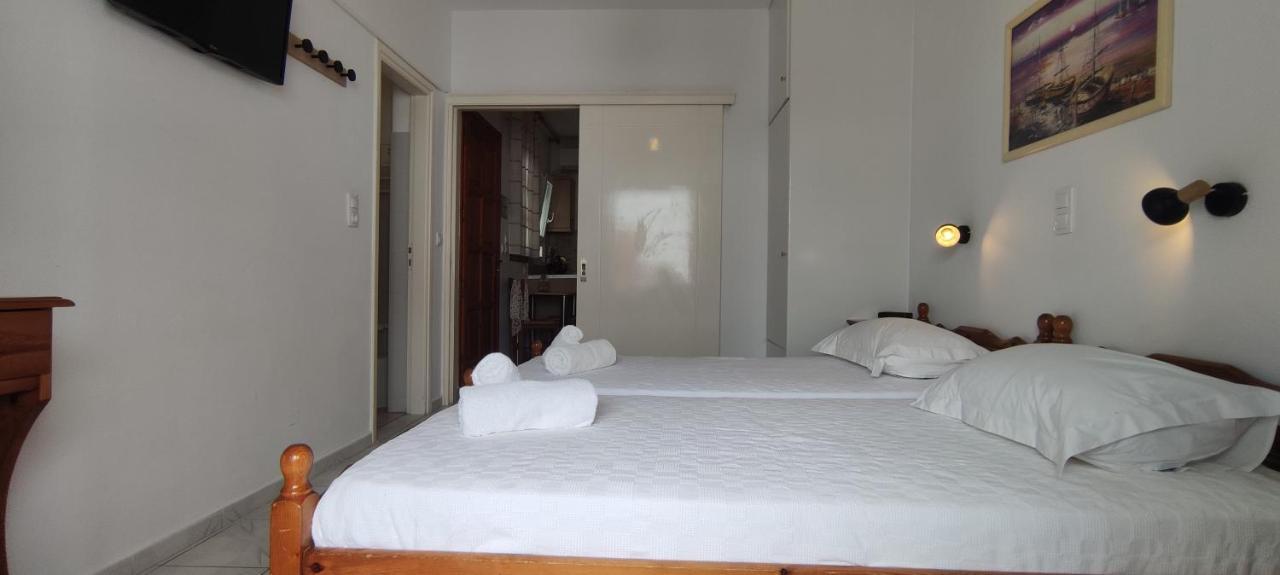 Kapetanos Rooms Naxos City Exterior foto