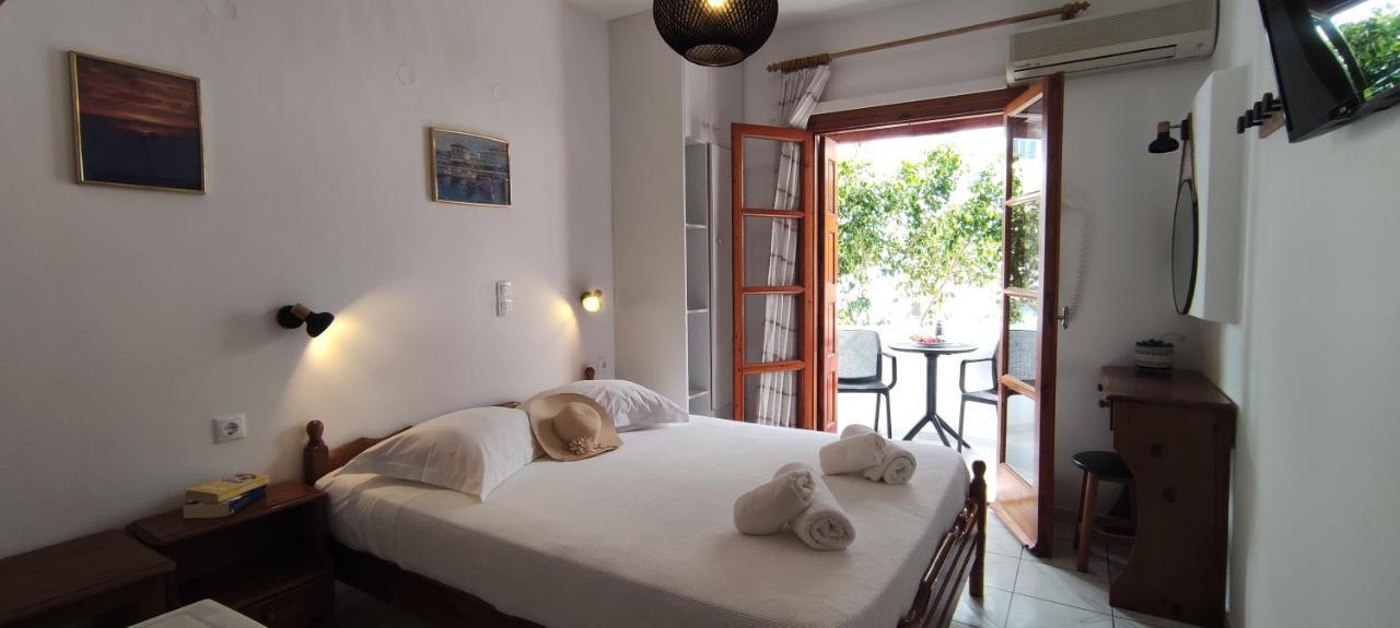 Kapetanos Rooms Naxos City Exterior foto